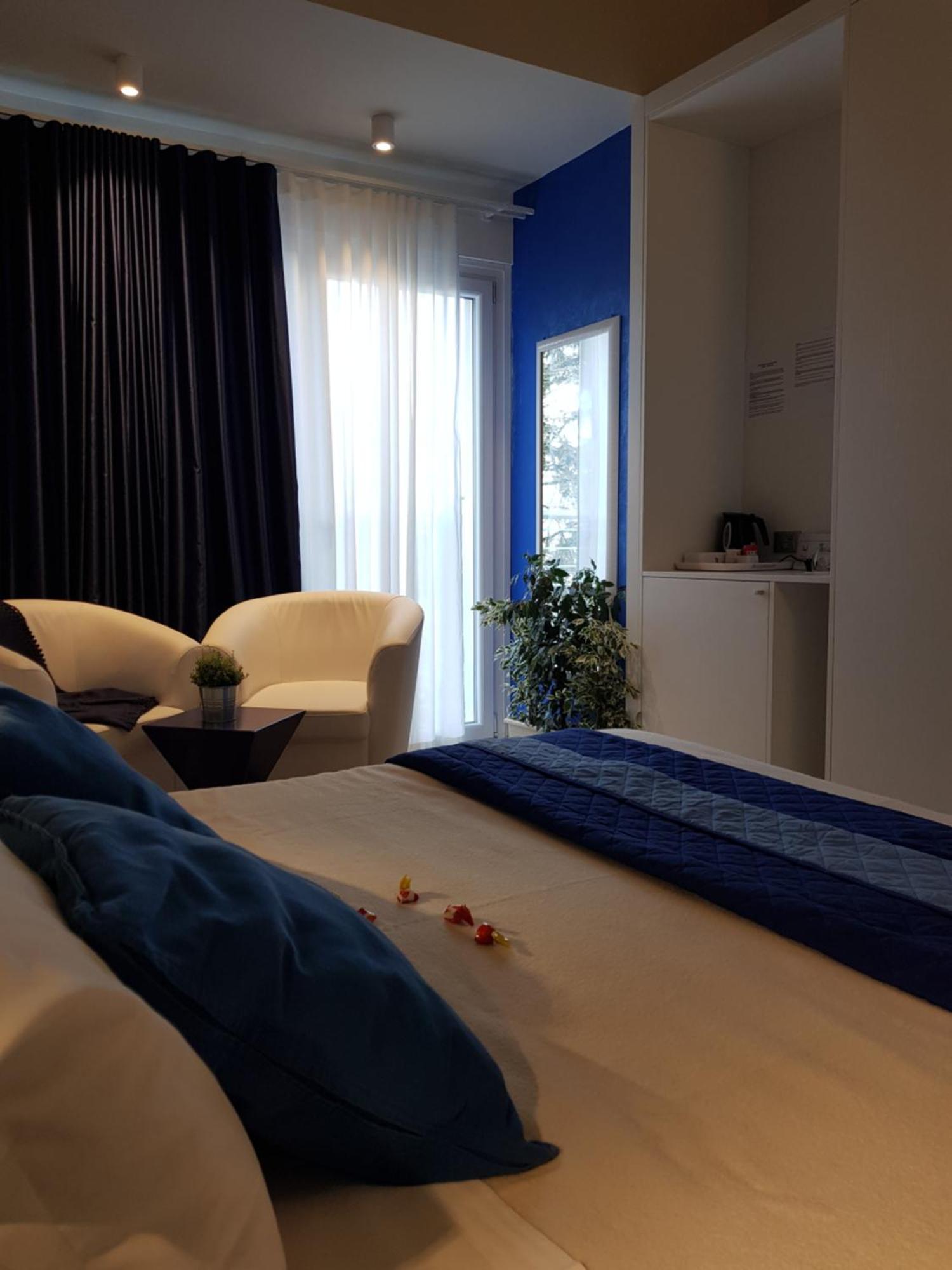 B&B Gardacharme Desenzano del Garda Szoba fotó